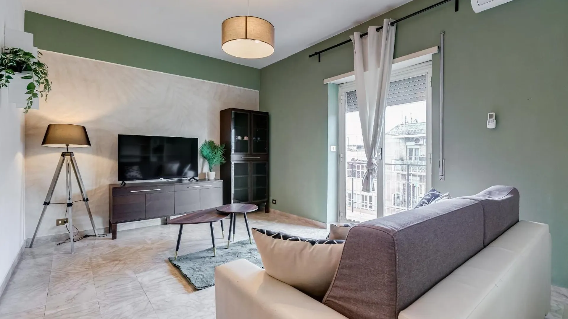 Near Metro A - Modern Boho Style Apartment 0*, Roma Italia